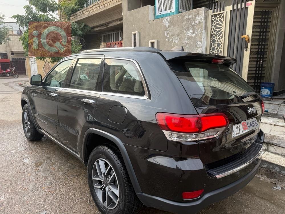 جيب جراند شيروكي